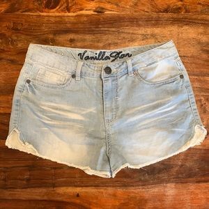 Vanilla star fringed shorts